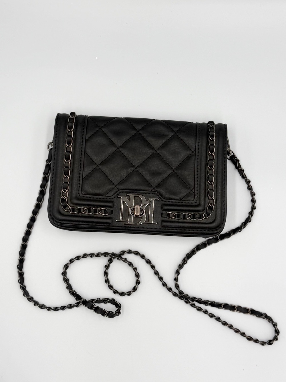 Preloved Badgley Mischka Black Quilted Chain Crossbody